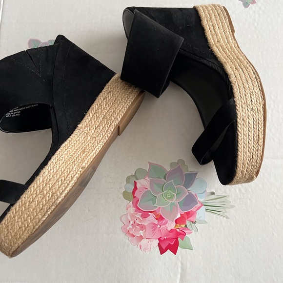 Express Black Wedge Espadrilles - Picture 8 of 8